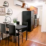 Cozy Center City Apartment - Walk To City Hall
